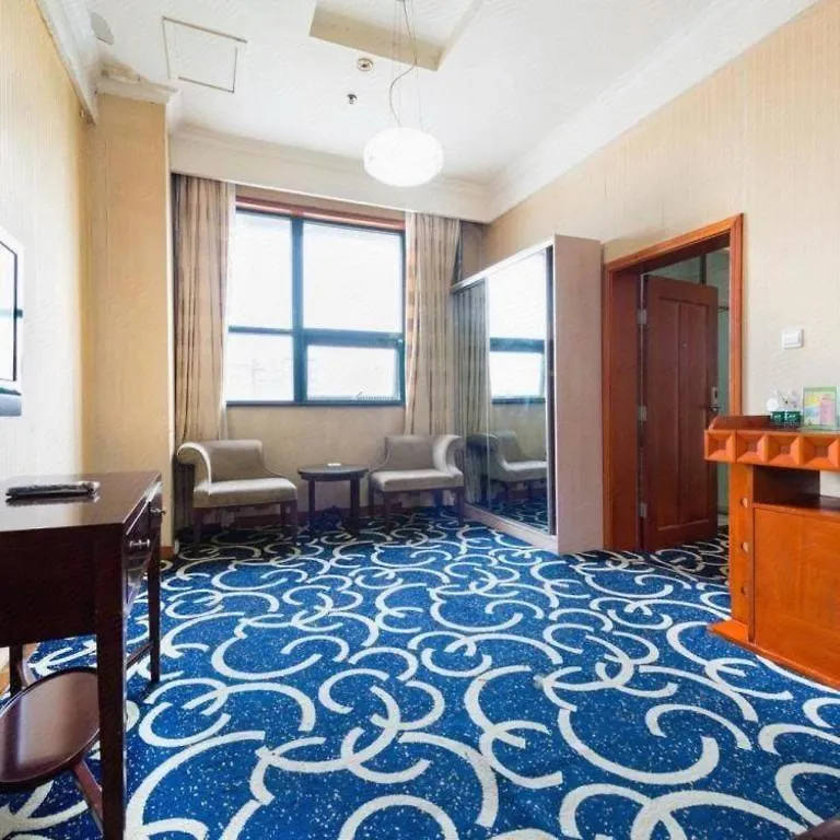 ****  Pingdingshan Feixing Crowne Plaza Hotel 中国