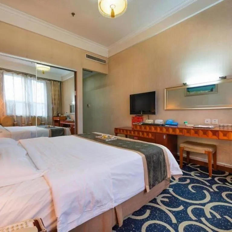 Pingdingshan Feixing Crowne Plaza Hotel 4*, 平顶山 中国