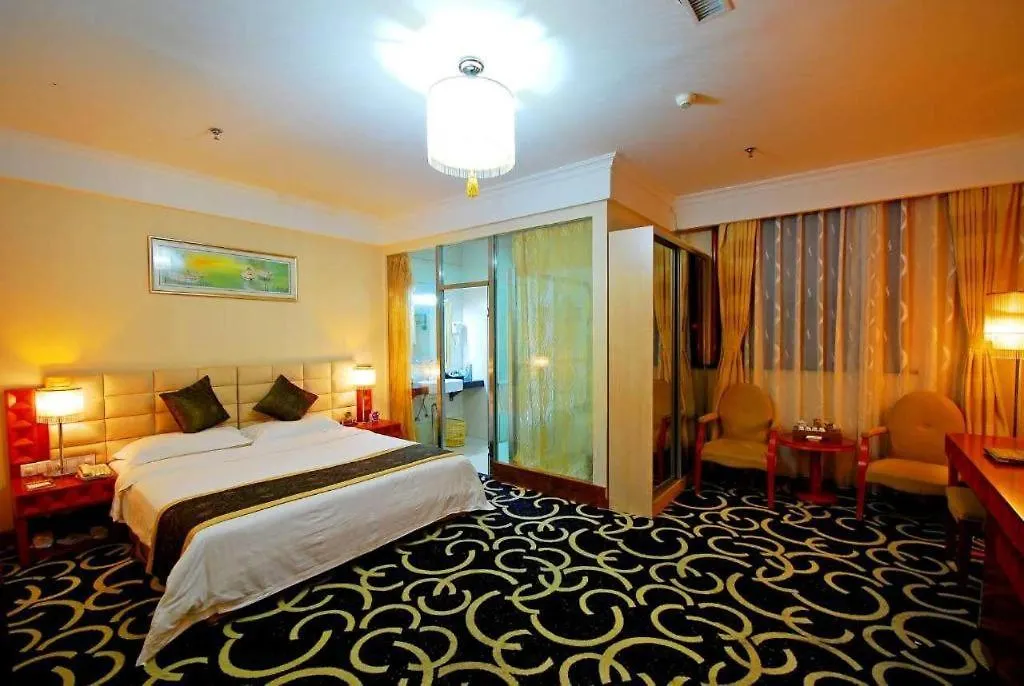 Pingdingshan Feixing Crowne Plaza Hotel