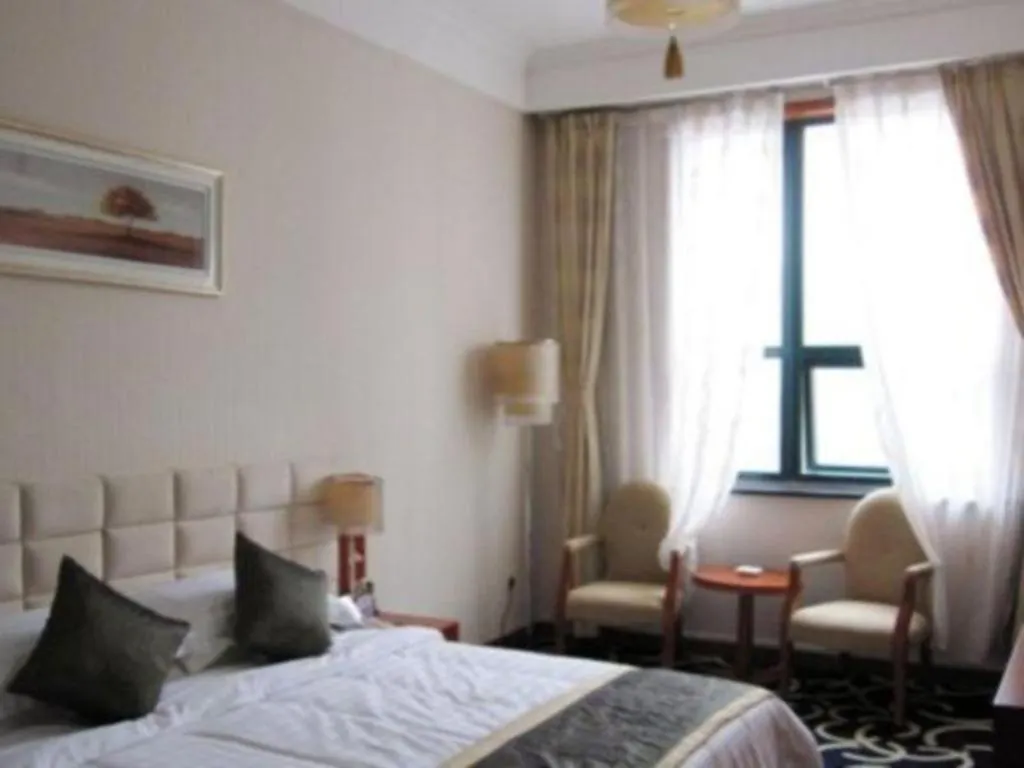 Pingdingshan Feixing Crowne Plaza Hotel