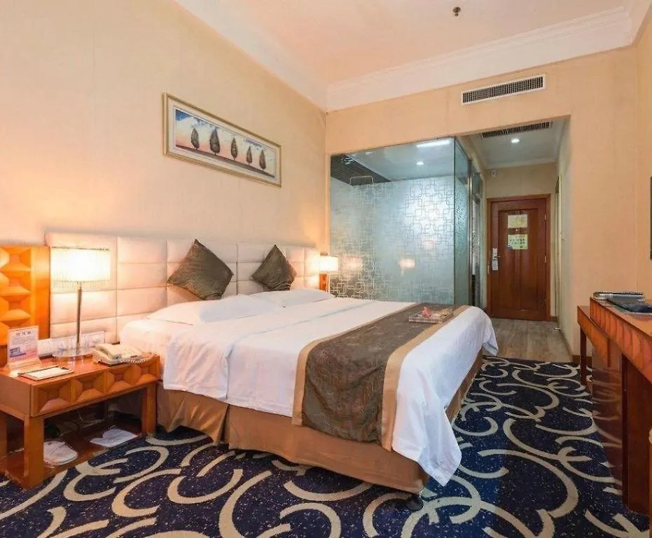 Pingdingshan Feixing Crowne Plaza Hotel