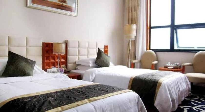 Pingdingshan Feixing Crowne Plaza Hotel 4*, Pingtingsan Kína