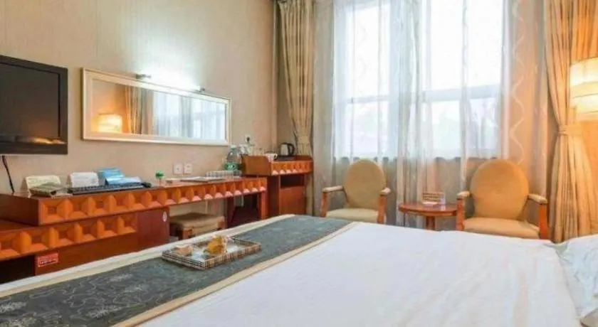 Pingdingshan Feixing Crowne Plaza Hotel