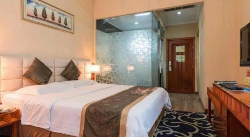 Pingdingshan Feixing Crowne Plaza Hotel  Pingdingshan (Henan)