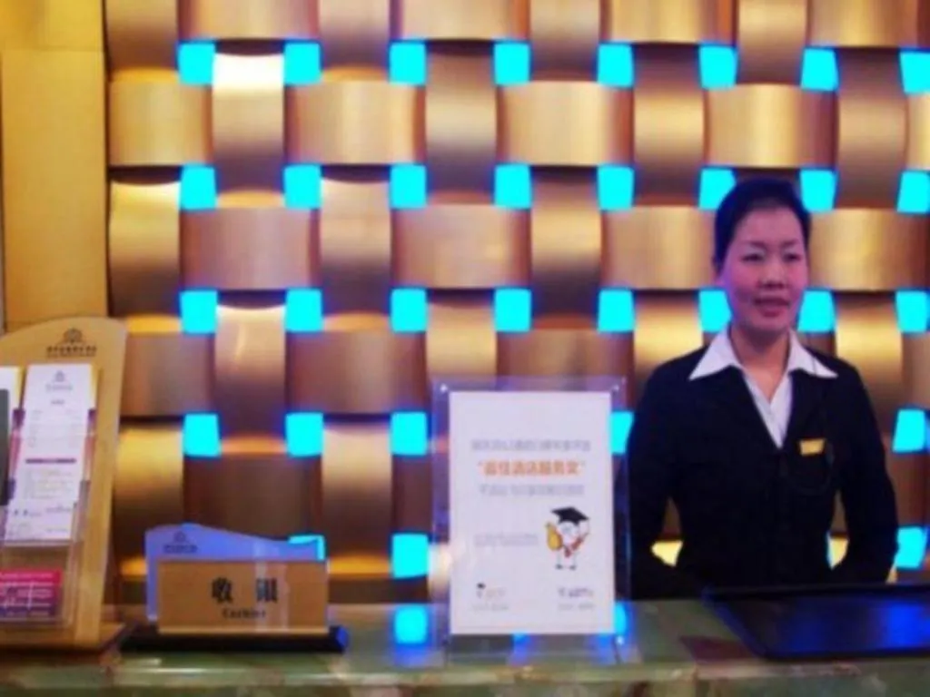 Pingdingshan Feixing Crowne Plaza Hotel Kína